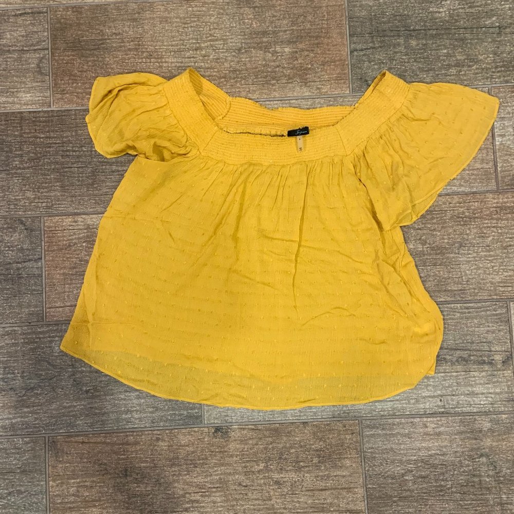 Gold Off-the-Shoulder Shirt, Size S